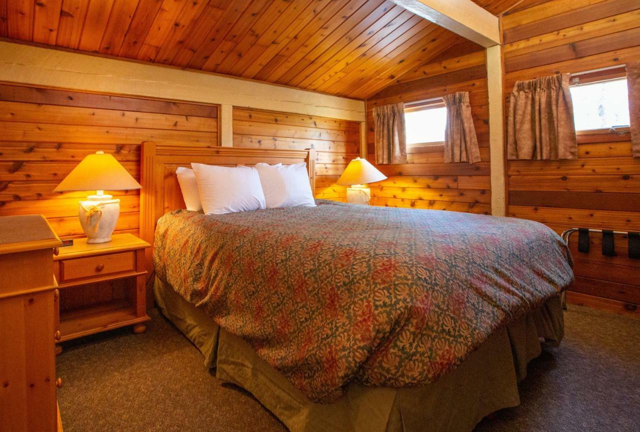 Fairmont Hot Springs Resort Zewnętrze zdjęcie